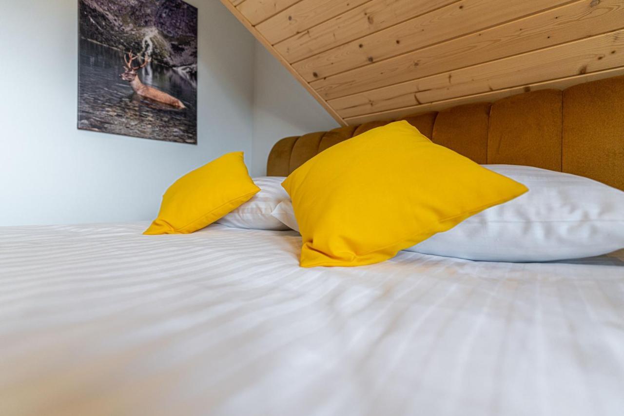 Widokowy Apartament - Pokoje Goscinne Banska Wyzna Exterior foto